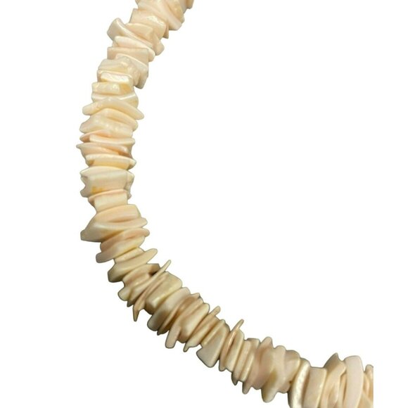 Vintage Puka Shell Ankle Bracelet and Vintage Green Shell and Blue Stone Beaded - Picture 4 of 6